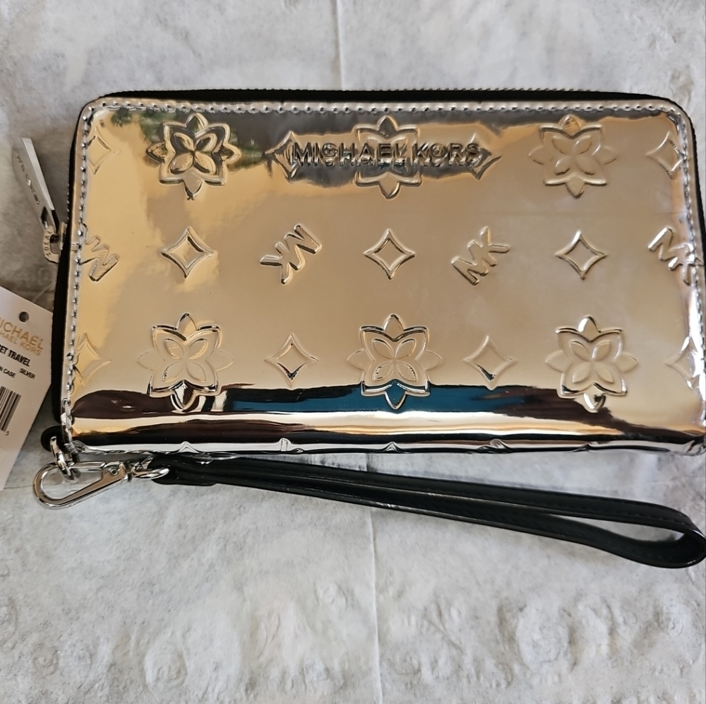 Michael Kors Silver  Embossed Wallet - Picture 2 of 4